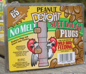 PEANUT DELIGHT SUET PLUG
