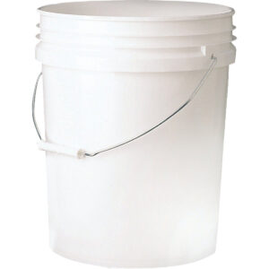 WHITE PLASTIC PAIL 5GAL
