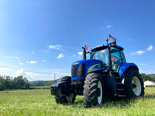 t830 new holland tractor in farm and home supplies
